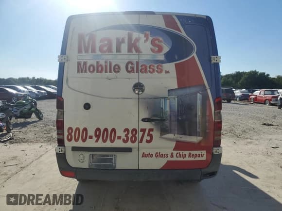 ✅ 2012 Freightliner Sprinter • VIN: WDYPE7CC2C5629057 • Lot: 70381554. Listed on Copart with 364,548 mi. Free auction sales archive from the USA and detailed vehicle history report at DreamBid. Image 6.