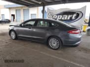 ✅ 2016 Ford Fusion SE Hybrid • VIN: 3FA6P0LU3GR305657 • Лот: 93459375. Опубликован ранее на Copart с пробегом 256 341 миль. Бесплатный доступ к архиву аукционных продаж из США и подробный отчёт об истории автомобиля на DreamBid. Изображение 2.