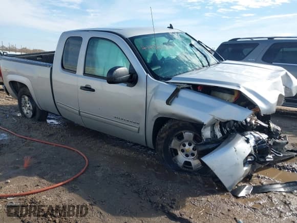 ✅ 2011 Chevrolet Silverado 1500 LT • VIN: 1GCRKSE39BZ378803 • Lot: 41406822. Listed on IAAI with 110,728 mi. Free auction sales archive from the USA and detailed vehicle history report at DreamBid. Image 1.