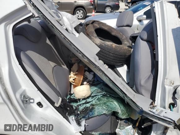 ✅ 2011 Hyundai Accent GLS • VIN: KMHCN4ACXBU554748 • Лот: 57022585. Опубликован ранее на Copart с пробегом Не указан. Бесплатный доступ к архиву аукционных продаж из США и подробный отчёт об истории автомобиля на DreamBid. Изображение 10.