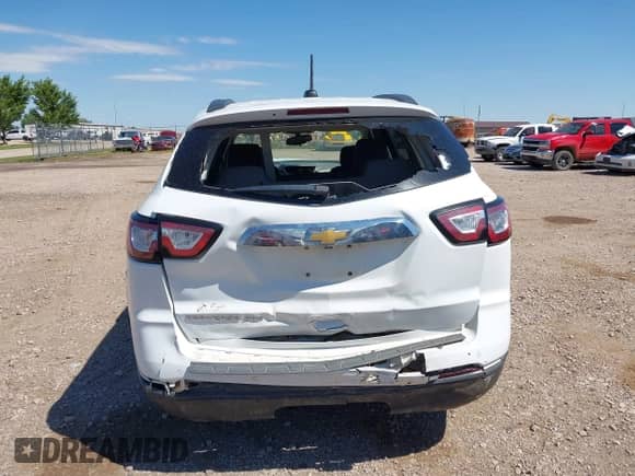 2017 Chevrolet Traverse LS with VIN 1GNKVFED4HJ218836, listed as a IAAI auction lot 42938317 with 200,062 mi miles and . Bid and sale history available at DreamBid. Image 16.