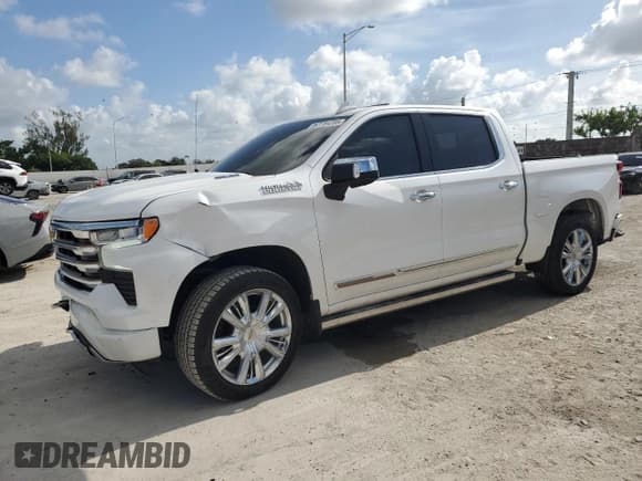 ✅ 2022 Chevrolet Silverado 1500 High Country • VIN: 3GCPAFET8NG523092 • Лот: 67754285. Опубликован ранее на Copart с пробегом 45 541 миль. Бесплатный доступ к архиву аукционных продаж из США и подробный отчёт об истории автомобиля на DreamBid. Изображение 1.