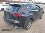 ✅ 2021 Lexus NX 300h • VIN: JTJDJRDZ2M2150310 • Lot: 43727839. Wystawiony na IAAI z przebiegiem 31 124 mil. Bezpłatny archiwum sprzedaży aukcyjnych z USA i szczegółowy raport historii pojazdu na DreamBid. Zdjęcie 4.