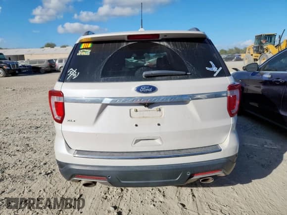 ✅ 2018 Ford Explorer XLT • VIN: 1FM5K7D82JGA66918 • Lot: 93056415. Wystawiony na Copart z przebiegiem 53 520 mil. Bezpłatny archiwum sprzedaży aukcyjnych z USA i szczegółowy raport historii pojazdu na DreamBid. Zdjęcie 6.