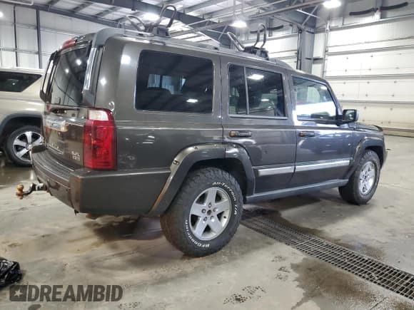 ✅ 2006 Jeep Commander Limited • VIN: 1J8HG58296C143451 • Lot: 81015025. Wystawiony na Copart z przebiegiem 167 932 mil. Bezpłatny archiwum sprzedaży aukcyjnych z USA i szczegółowy raport historii pojazdu na DreamBid. Zdjęcie 3.