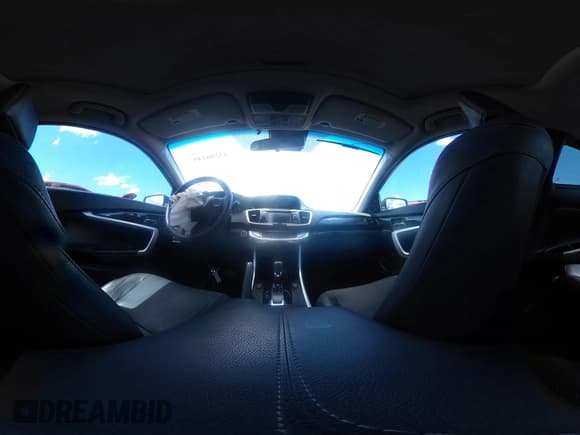 ✅ 2014 Honda Accord EX-L • VIN: 1HGCT2B84EA000833 • Lot: 43200149. Listed on IAAI with 134,413 mi. Free auction sales archive from the USA and detailed vehicle history report at DreamBid. Image 18.