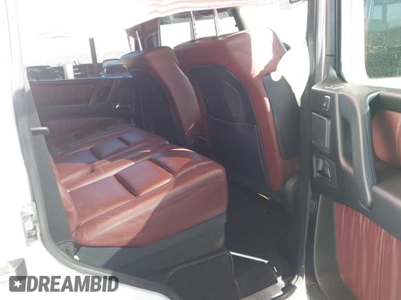 ✅ 2016 Mercedes-Benz G 550 • VIN: WDCYC3KF1GX246080 • Lot: 42317289. Wystawiony na IAAI z przebiegiem 100 416 mil. Bezpłatny archiwum sprzedaży aukcyjnych z USA i szczegółowy raport historii pojazdu na DreamBid. Zdjęcie 8.