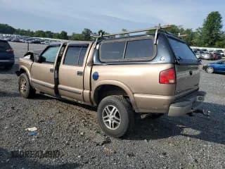 ✅ 2002 Chevrolet S-10 LS • VIN: 1GCDT13W72K134798 • Лот: 69019174. Опубликован ранее на Copart с пробегом 307 371 миль. Бесплатный доступ к архиву аукционных продаж из США и подробный отчёт об истории автомобиля на DreamBid. Изображение 2.