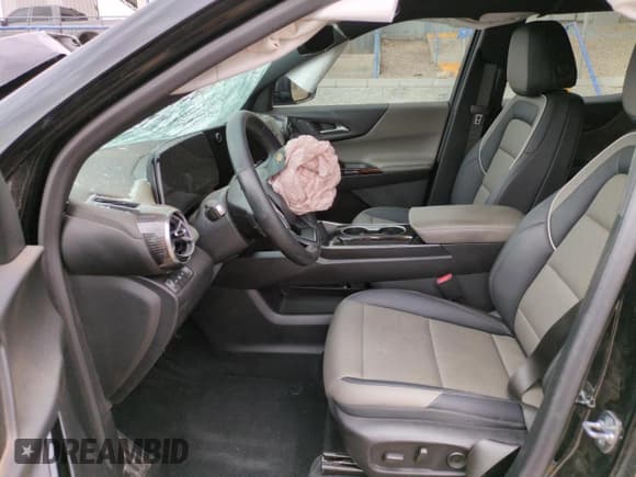 ✅ 2025 Chevrolet Equinox AWD LT • VIN: 3GNAXPEG6SL146575 • Lot: 49812525. Wystawiony na Copart z przebiegiem 16 695 mil. Bezpłatny archiwum sprzedaży aukcyjnych z USA i szczegółowy raport historii pojazdu na DreamBid. Zdjęcie 7.