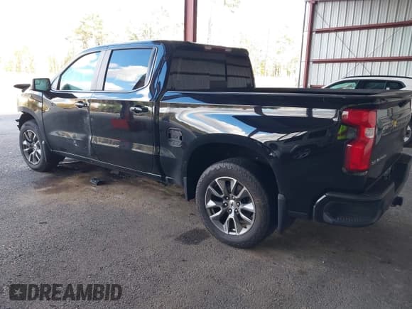 ✅ 2022 Chevrolet Silverado 1500 RST • VIN: 1GCUYEED2NZ115849 • Лот: 43515982. Опубликован ранее на IAAI с пробегом 107 122 миль. Бесплатный доступ к архиву аукционных продаж из США и подробный отчёт об истории автомобиля на DreamBid. Изображение 3.