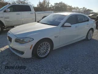 ✅ 2013 BMW 5 Series 535i • VIN: WBAFR7C56DC825154 • Lot: 92825085. Wystawiony na Copart z przebiegiem 139 314 mil. Bezpłatny archiwum sprzedaży aukcyjnych z USA i szczegółowy raport historii pojazdu na DreamBid. Zdjęcie 1.