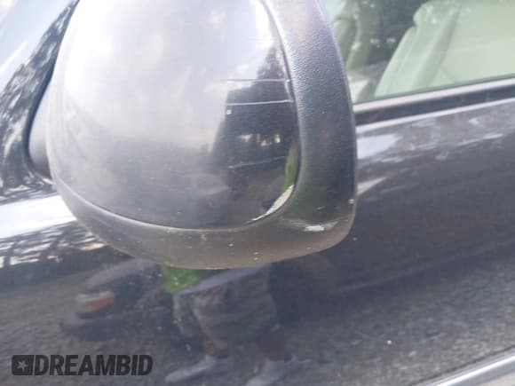 ✅ 2004 GMC Yukon XL SLT • VIN: 3GKFK16ZX4G244454 • Lot: 42692722. Listed on IAAI with 401,975 mi. Free auction sales archive from the USA and detailed vehicle history report at DreamBid. Image 14.