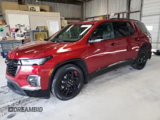 ✅ 2022 Chevrolet Traverse Premier • VIN: 1GNEVKKW1NJ136912 • Lot: 67402744. Wystawiony na Copart z przebiegiem 29 972 mil. Bezpłatny archiwum sprzedaży aukcyjnych z USA i szczegółowy raport historii pojazdu na DreamBid. Zdjęcie 1.