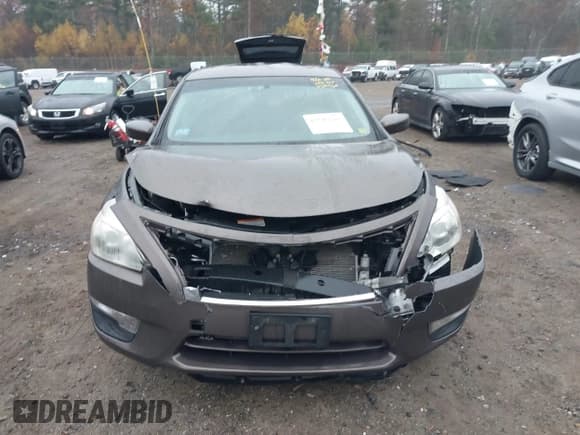 ✅ 2014 Nissan Altima S • VIN: 1N4AL3AP3EC279657 • Лот: 43580193. Опубликован ранее на IAAI с пробегом 184 454 миль. Бесплатный доступ к архиву аукционных продаж из США и подробный отчёт об истории автомобиля на DreamBid. Изображение 12.