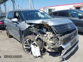2023 Mitsubishi Outlander SE с VIN JA4J4UA87PZ012019, выставлен на аукционе IAAI как лот 42807950 с пробегом 27 600 миль миль и . История ставок и продаж доступна на DreamBid. Изображение 1.