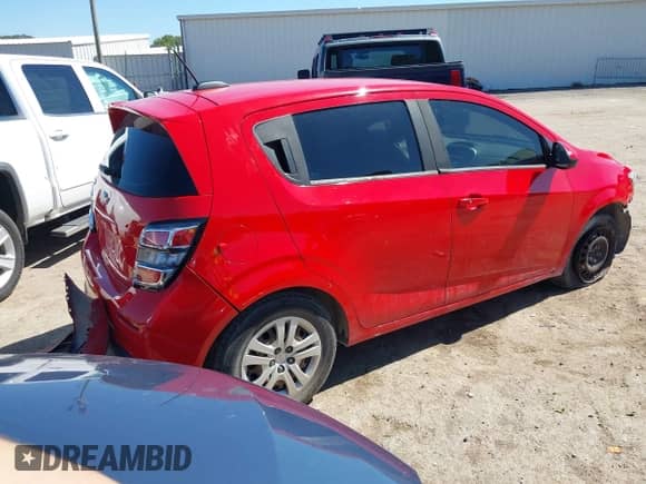 2020 Chevrolet Sonic LT с VIN 1G1JG6SB7L4136259, выставлен на аукционе IAAI как лот 43262998 с пробегом 77 834 миль миль и . История ставок и продаж доступна на DreamBid. Изображение 4.