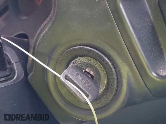 ✅ 1997 Toyota RAV4 • VIN: JT3XP10V6V0005954 • Lot: 42201384. Wystawiony na IAAI z przebiegiem 212 530 mil. Bezpłatny archiwum sprzedaży aukcyjnych z USA i szczegółowy raport historii pojazdu na DreamBid. Zdjęcie 11.