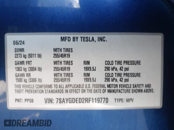 ✅ 2024 Tesla Model Y • VIN: 7SAYGDED2RF119770 • Лот: 42462600. Опубликован ранее на IAAI с пробегом 6 712 миль. Бесплатный доступ к архиву аукционных продаж из США и подробный отчёт об истории автомобиля на DreamBid. Изображение 9.