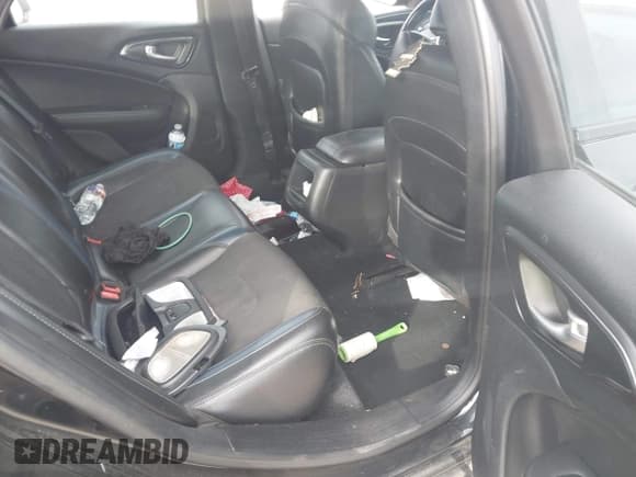 ✅ 2015 Chrysler 200 S • VIN: 1C3CCCBB1FN753962 • Lot: 43529154. Listed on IAAI with 173,477 mi. Free auction sales archive from the USA and detailed vehicle history report at DreamBid. Image 8.