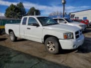✅ 2006 Dodge Dakota SLT • VIN: 1D7HE42K36S701726 • Лот: 96315015. Опубликован ранее на Copart с пробегом 252 484 миль. Бесплатный доступ к архиву аукционных продаж из США и подробный отчёт об истории автомобиля на DreamBid. Изображение 4.