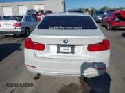 ✅ 2015 BMW 3 Series 328d • VIN: WBA3D3C51FK157685 • Lot: 43152192. Wystawiony na IAAI z przebiegiem 174 576 mil. Bezpłatny archiwum sprzedaży aukcyjnych z USA i szczegółowy raport historii pojazdu na DreamBid. Zdjęcie 16.