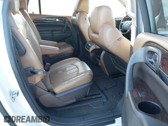 ✅ 2015 Buick Enclave Premium • VIN: 5GAKRCKD7FJ183823 • Lot: 43192021. Wystawiony na IAAI z przebiegiem 67 028 mil. Bezpłatny archiwum sprzedaży aukcyjnych z USA i szczegółowy raport historii pojazdu na DreamBid. Zdjęcie 8.