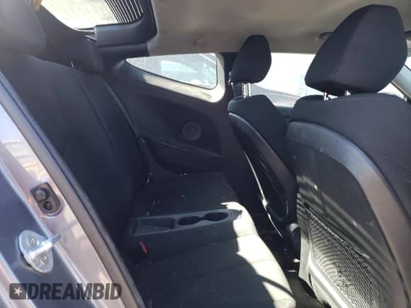 2017 Hyundai Veloster z VIN KMHTC6AD8HU318439, wystawiony jako Copart lot #43322083 z przebiegiem 64 664 mil mil oraz . Historia ofert i sprzedaży dostępna na DreamBid. Obrazek 10.