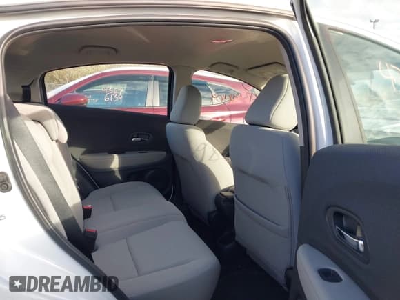 ✅ 2021 Honda HR-V LX • VIN: 3CZRU6H31MM710907 • Lot: 43698409. Listed on IAAI with 54,803 mi. Free auction sales archive from the USA and detailed vehicle history report at DreamBid. Image 8.