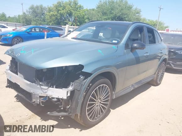 ✅ 2025 Mercedes-Benz GLC 300 • VIN: W1NKM4GB3SF285488 • Lot: 42006559. Wystawiony na IAAI z przebiegiem 3 489 mil. Bezpłatny archiwum sprzedaży aukcyjnych z USA i szczegółowy raport historii pojazdu na DreamBid. Zdjęcie 18.