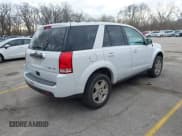 ✅ 2006 Saturn VUE • VIN: 5GZCZ63416S840854 • Lot: 41865320. Wystawiony na IAAI z przebiegiem 198 368 mil. Bezpłatny archiwum sprzedaży aukcyjnych z USA i szczegółowy raport historii pojazdu na DreamBid. Zdjęcie 4.