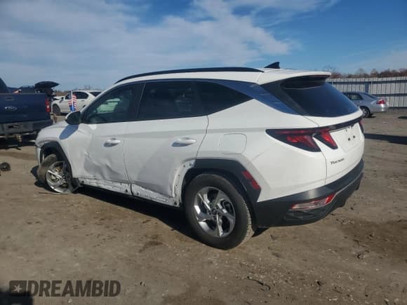 ✅ 2024 Hyundai Tucson SEL • VIN: 5NMJB3DE8RH422696 • Lot: 91416785. Listed on Copart with 34,804 mi. Free auction sales archive from the USA and detailed vehicle history report at DreamBid. Image 2.