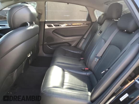 ✅ 2015 Hyundai Genesis 3.8L • VIN: KMHGN4JE6FU064588 • Lot: 79734554. Wystawiony na Copart z przebiegiem 87 993 mil. Bezpłatny archiwum sprzedaży aukcyjnych z USA i szczegółowy raport historii pojazdu na DreamBid. Zdjęcie 10.