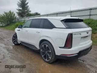 ✅ 2025 Cadillac ESCALADE IQ • VIN: 1GYTEEKL1SU103498 • Lot: 57429195. Wystawiony na Copart z przebiegiem 2 862 mil. Bezpłatny archiwum sprzedaży aukcyjnych z USA i szczegółowy raport historii pojazdu na DreamBid. Zdjęcie 2.