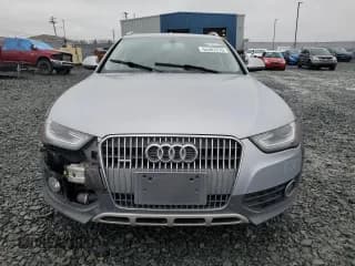 ✅ 2015 Audi allroad A6 V8 • VIN: WA1UFCFL6FA128565 • Лот: 54487274. Опубликован ранее на Copart с пробегом 136 928 миль. Бесплатный доступ к архиву аукционных продаж из США и подробный отчёт об истории автомобиля на DreamBid. Изображение 5.