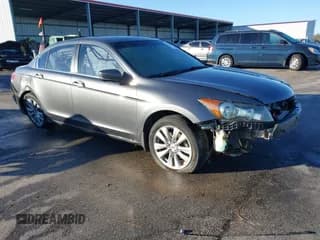 ✅ 2011 Honda Accord EX • VIN: 1HGCP2F77BA146905 • Lot: 43562729. Wystawiony na IAAI z przebiegiem 136 798 mil. Bezpłatny archiwum sprzedaży aukcyjnych z USA i szczegółowy raport historii pojazdu na DreamBid. Zdjęcie 1.