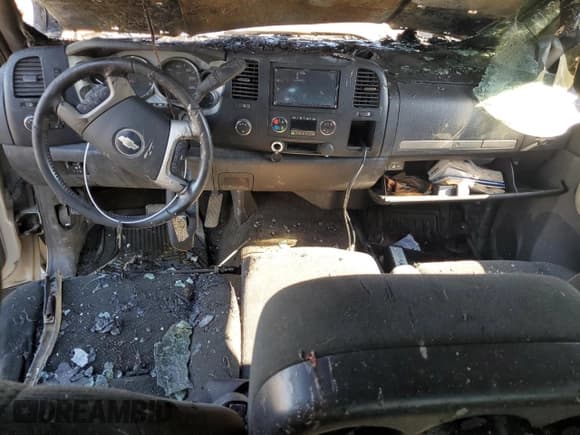 ✅ 2008 Chevrolet Silverado 2500HD 1LT • VIN: 1GCHK29698E172784 • Lot: 56011495. Wystawiony na Copart z przebiegiem Nie podano. Bezpłatny archiwum sprzedaży aukcyjnych z USA i szczegółowy raport historii pojazdu na DreamBid. Zdjęcie 8.