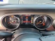 ✅ 2020 Jeep Wrangler Sport S • VIN: 1C4GJXAN2LW228050 • Lot: 71933785. Listed on Copart with 86,399 mi. Free auction sales archive from the USA and detailed vehicle history report at DreamBid. Image 9.