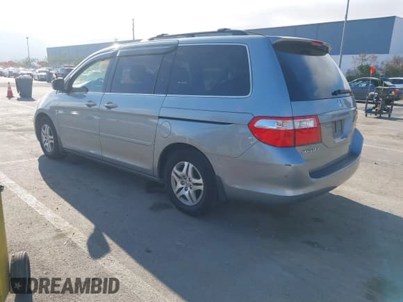 ✅ 2006 Honda Odyssey EX-L • VIN: 5FNRL38766B100177 • Lot: 43842316. Listed on IAAI with 171,506 mi. Free auction sales archive from the USA and detailed vehicle history report at DreamBid. Image 3.