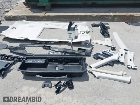 ✅ 2023 Subaru Ascent Limited • VIN: 4S4WMAUD2P3448567 • Lot: 42581625. Listed on IAAI with 29,483 mi. Free auction sales archive from the USA and detailed vehicle history report at DreamBid. Image 12.