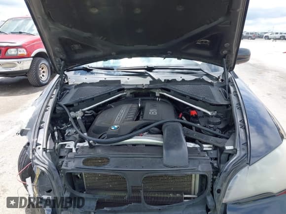 ✅ 2012 BMW X5 35i • VIN: 5UXZV4C58CL754109 • Lot: 42507636. Listed on IAAI with Not provided. Free auction sales archive from the USA and detailed vehicle history report at DreamBid. Image 10.