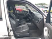 ✅ 2005 Mazda Tribute i • VIN: 4F2YZ92Z75KM42150 • Lot: 42703391. Listed on IAAI with 187,595 mi. Free auction sales archive from the USA and detailed vehicle history report at DreamBid. Image 5.