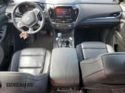 ✅ 2023 Chevrolet Traverse LT • VIN: 1GNEVHKW8PJ160906 • Lot: 85277355. Wystawiony na Copart z przebiegiem 35 011 mil. Bezpłatny archiwum sprzedaży aukcyjnych z USA i szczegółowy raport historii pojazdu na DreamBid. Zdjęcie 8.