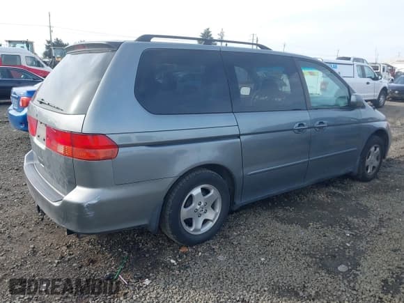 ✅ 2001 Honda Odyssey EX • VIN: 2HKRL18631H511848 • Lot: 43570692. Wystawiony na IAAI z przebiegiem 174 699 mil. Bezpłatny archiwum sprzedaży aukcyjnych z USA i szczegółowy raport historii pojazdu na DreamBid. Zdjęcie 4.