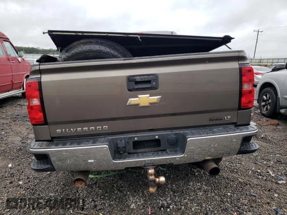 ✅ 2015 Chevrolet Silverado 1500 LT • VIN: 3GCUKREC9FG511729 • Лот: 73330404. Опубликован ранее на Copart с пробегом 98 093 миль. Бесплатный доступ к архиву аукционных продаж из США и подробный отчёт об истории автомобиля на DreamBid. Изображение 6.