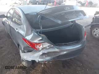 2013 Hyundai Accent GLS with VIN KMHCT4AE2DU480669, listed as a IAAI auction lot 43495464 with 111,139 mi miles and . Bid and sale history available at DreamBid. Image 6.