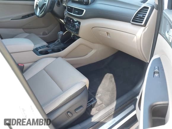 ✅ 2021 Hyundai Tucson Ultimate • VIN: KM8J3CAL6MU323503 • Lot: 41871068. Wystawiony na IAAI z przebiegiem 36 248 mil. Bezpłatny archiwum sprzedaży aukcyjnych z USA i szczegółowy raport historii pojazdu na DreamBid. Zdjęcie 5.