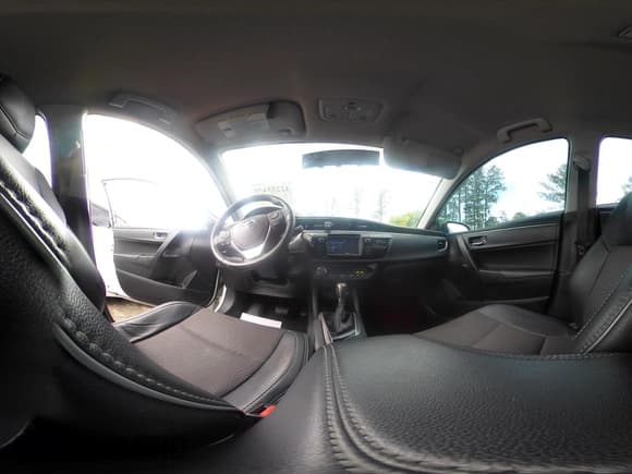 ✅ 2016 Toyota Corolla L • VIN: 2T1BURHE2GC481998 • Lot: 42255430. Wystawiony na IAAI z przebiegiem 71 982 mil. Bezpłatny archiwum sprzedaży aukcyjnych z USA i szczegółowy raport historii pojazdu na DreamBid. Zdjęcie 18.