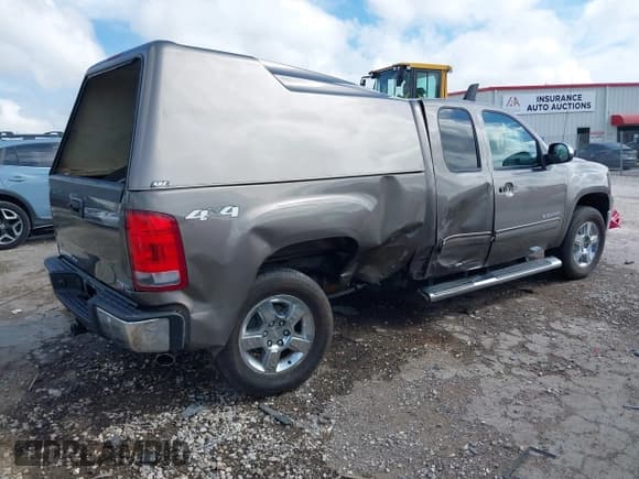 ✅ 2012 GMC Sierra 1500 SLE • VIN: 1GTR2VE70CZ225930 • Lot: 42590069. Wystawiony na IAAI z przebiegiem 157 077 mil. Bezpłatny archiwum sprzedaży aukcyjnych z USA i szczegółowy raport historii pojazdu na DreamBid. Zdjęcie 4.