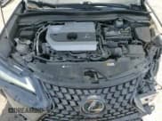 ✅ 2020 Lexus UX 200 • VIN: JTHX3JBH4L2029894 • Lot: 53101095. Wystawiony na Copart z przebiegiem 44 695 mil. Bezpłatny archiwum sprzedaży aukcyjnych z USA i szczegółowy raport historii pojazdu na DreamBid. Zdjęcie 15.