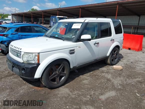 ✅ 2012 Land Rover LR4 Lux • VIN: SALAK2D45CA650604 • Лот: 42328089. Опубликован ранее на IAAI с пробегом 161 037 миль. Бесплатный доступ к архиву аукционных продаж из США и подробный отчёт об истории автомобиля на DreamBid. Изображение 17.